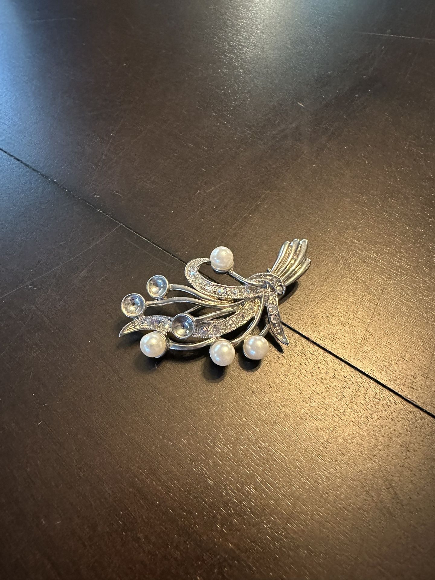 Vintage Elegant Crystal and Pearl-Like Beaded Silver-Toned Brooch Pin