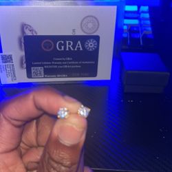 Moissanite Stud Earrings 6mm Round Brilliant