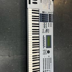 YAMAHA PIANO KEYBOARD MOTIF ES6