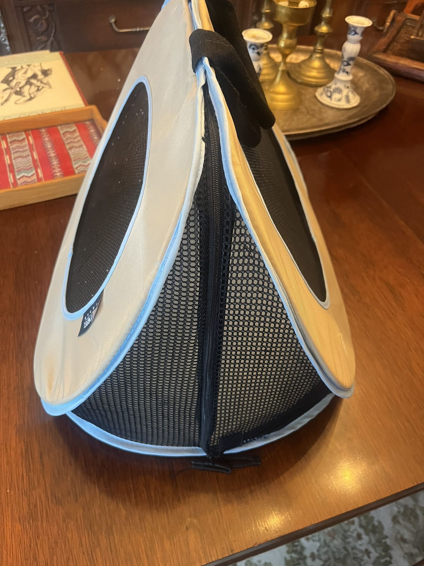 Collapsible And Compact Cat Carrier