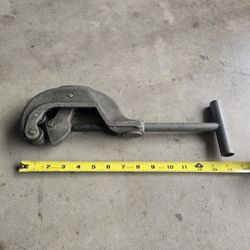 Pipe Cutter