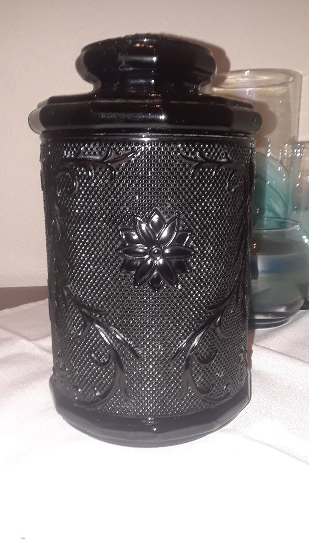 Black Amethyst Indiana Glass Tiara- Sandwich Pattern Biscuit Jar