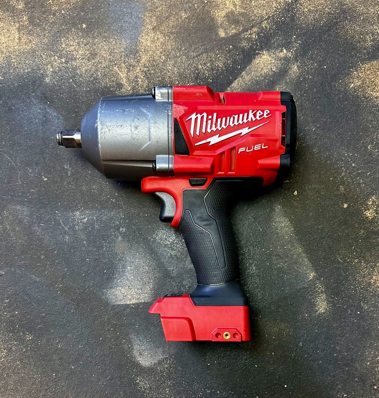 M18 FUEL Brushless Cordless 1/2 in. Impact Wrench with Friction Ring (Tool-Only)