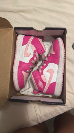 Jordan 1 mid