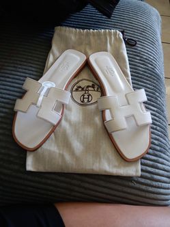 Hermès Oran Flat Sandals