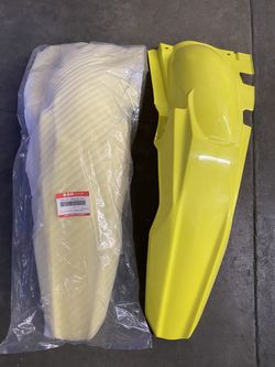 New OEM RMZ 450 Rear Fender 05-07