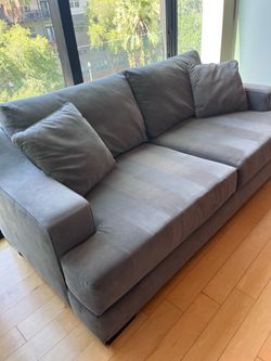 NEED GONE ASAP SOFA COUCH