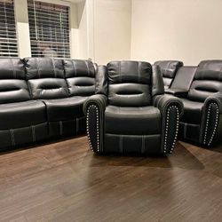 Brand New Black 3pc. Recliner Set 