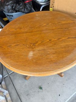 Oak table with 6 chairs
