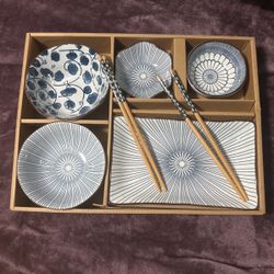 Japanese Style Serving Set