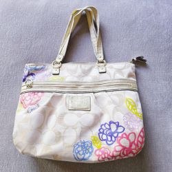 Authentic Coach purse $40