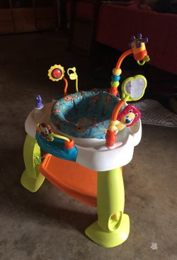 Baby jumper/saucer