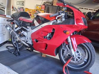 Suzuk1997...gsxr 750