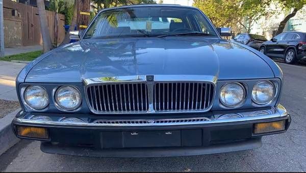 1989 Jaguar XJ6