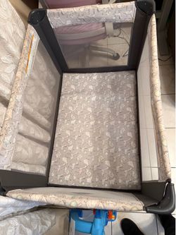 Pack n Play/Playpen