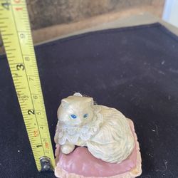 1996 Persian Cat Ornament from Avon