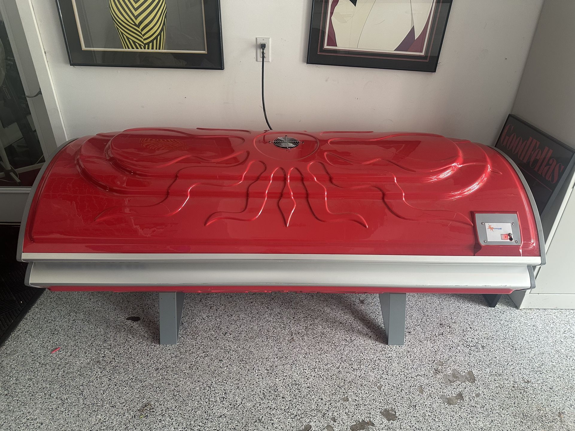 Tanning Bed