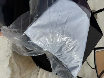 Truck cover Ford F250 4 door with 6’9” bef