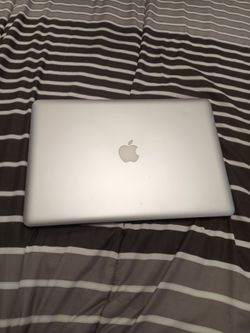 Apple MacBook pro A1286 i7 500gb harddrive