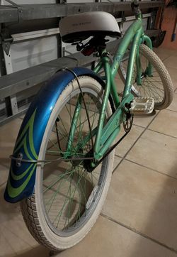 Bicycle Avigo 24 Beach Cruiser Authentic On Sale for Sale in Miami FL OfferUp