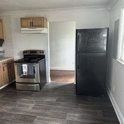 Stove And Refrigerator 