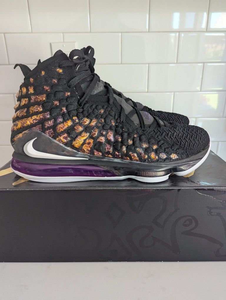 Nike LeBron XVII Size 13 - Main Image
