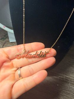 Maddie necklace piece
