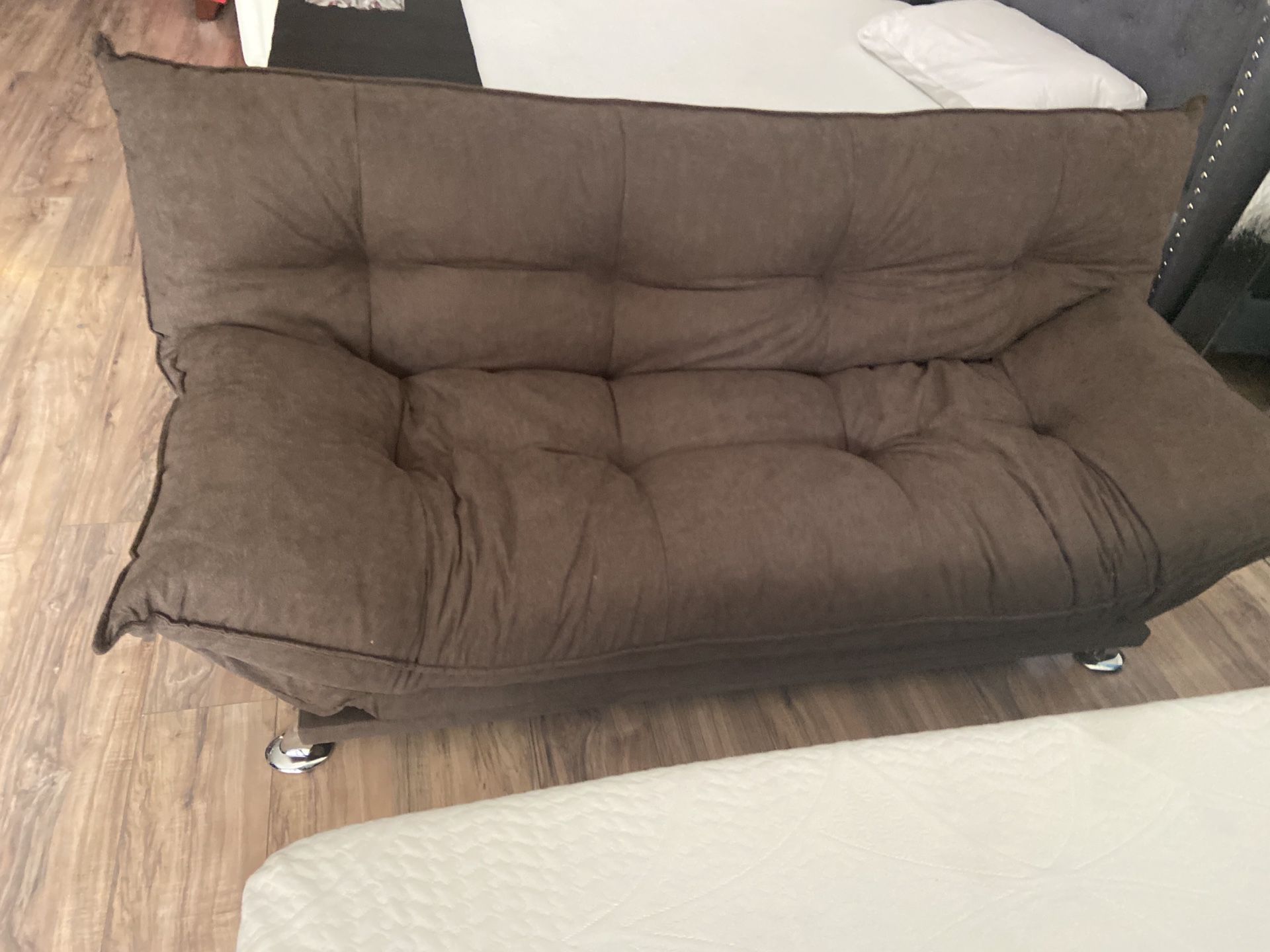 Chocalate sofa futon bed 🎈🎈🎈🎈🚚