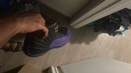 Some purple Jordan 12s size 11