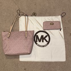 Authentic Michael Kors Bag And Matching Wallet 