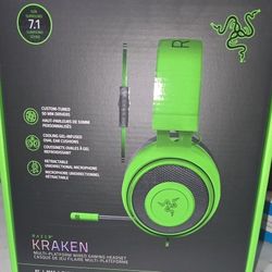 Razer Kraken Multi-Platform Wired Gaming Headset