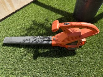 Black and Decker Electric Leaf Blower