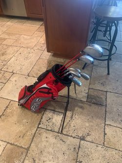Youth ping moxie ages 8-9 / 48-53 inches tall full set