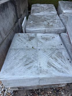 Concrete Pavers — 24" x 24"