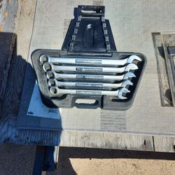 craftsmen wrenchs