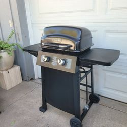 Dyna-Glo 2-burner BBQ Grill/ Asador 