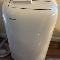 TOSHIBA RAC-PD1013CWRU 7000 BTU Portable Air Conditioner Cools 300 Sq Ft White