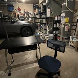 Desk And Chair Excellent Shape 