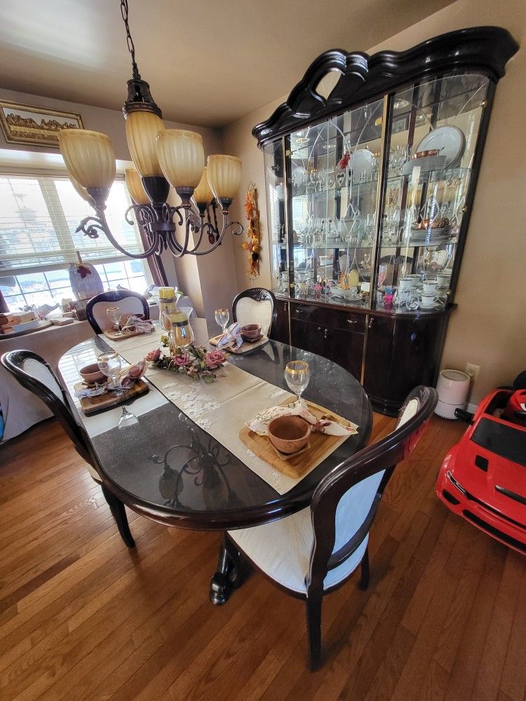 China Cabinet + Dinning Table 