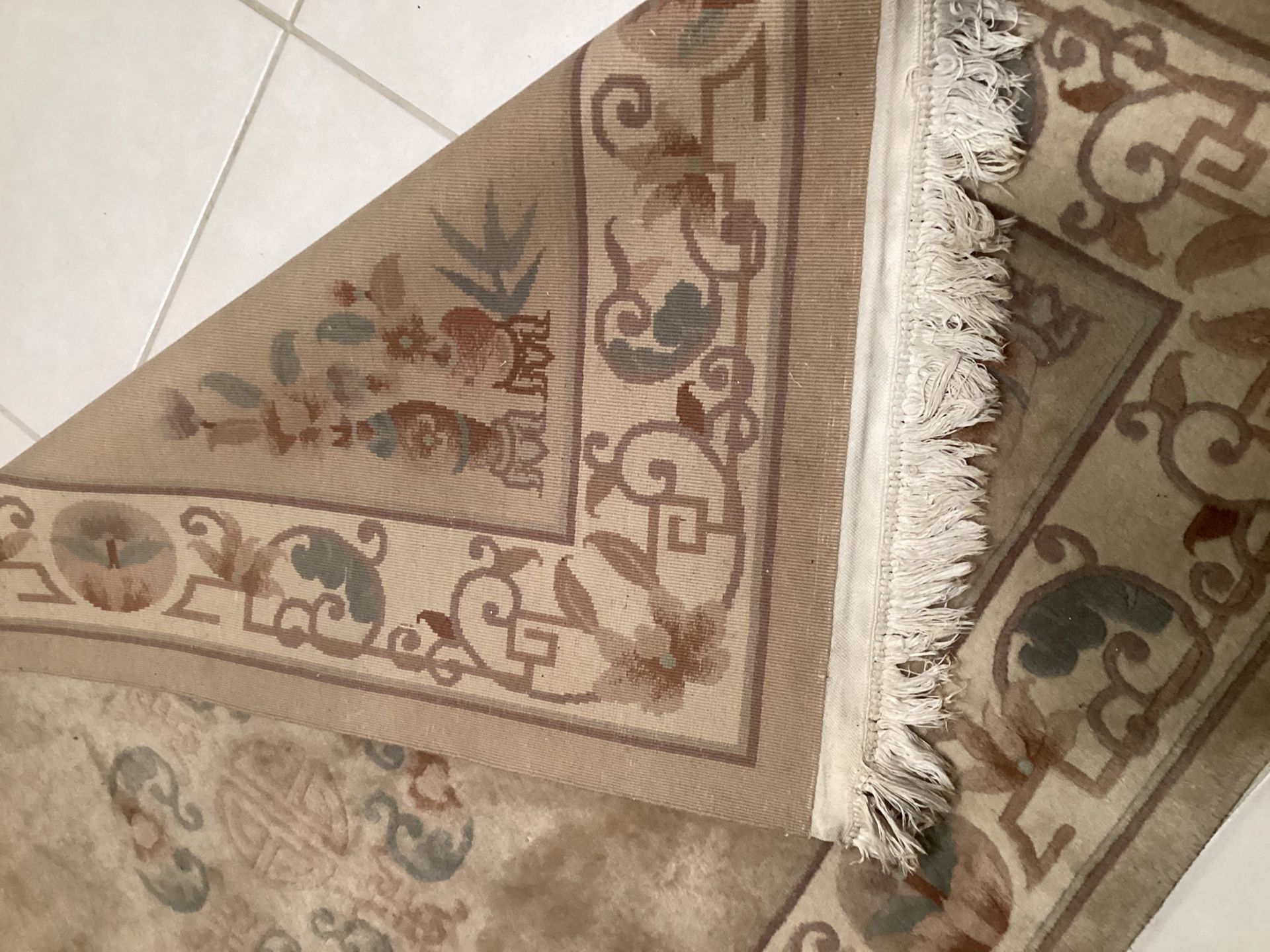 100 % Wool Thick 4x6 Asking $100.