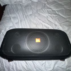 JBL Party Box On The Go 