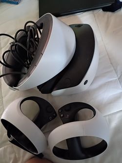 PS VR2: lo usé una sola vez, pero no puedo utilizarlo porque soy ciego de un ojo.
$400