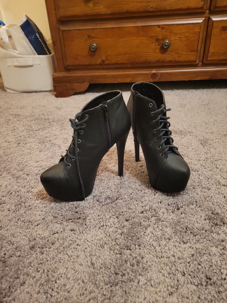 Short High Heel Booties Size 8