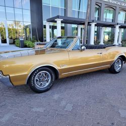1967 Oldsmobile Cutlass Convertible 