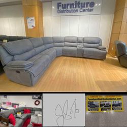 Gorgeous Reclining Sectional. Delivery Today! No Credit Needed! $25 Down Takes Anything Home