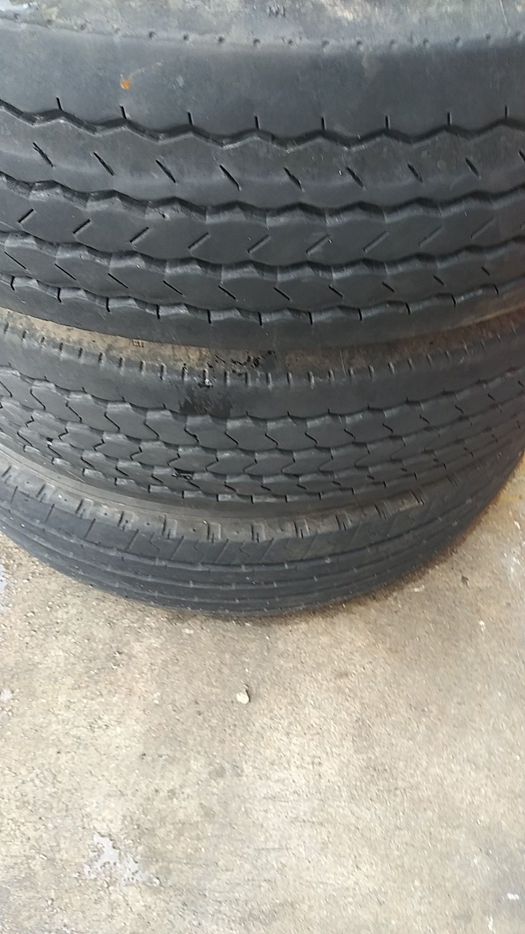 215 75 17.5. Trailer tires