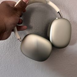 Air Pods Pro Max