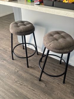 Island chairs