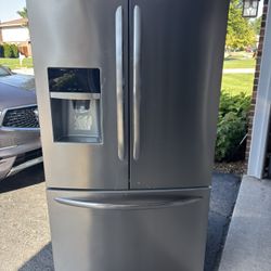 Frigidaire Refrigerator 