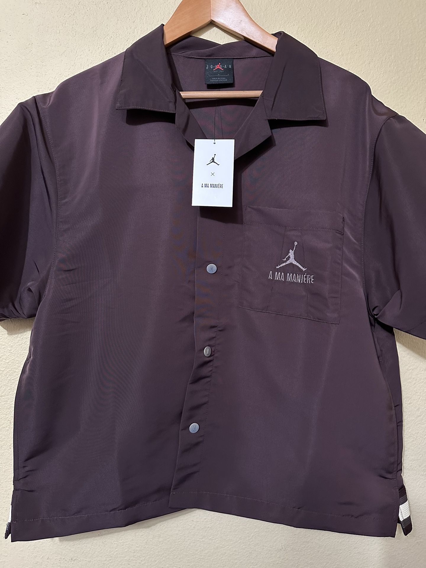 Jordan Men’s Shirt , Size # L $ 40 Firm